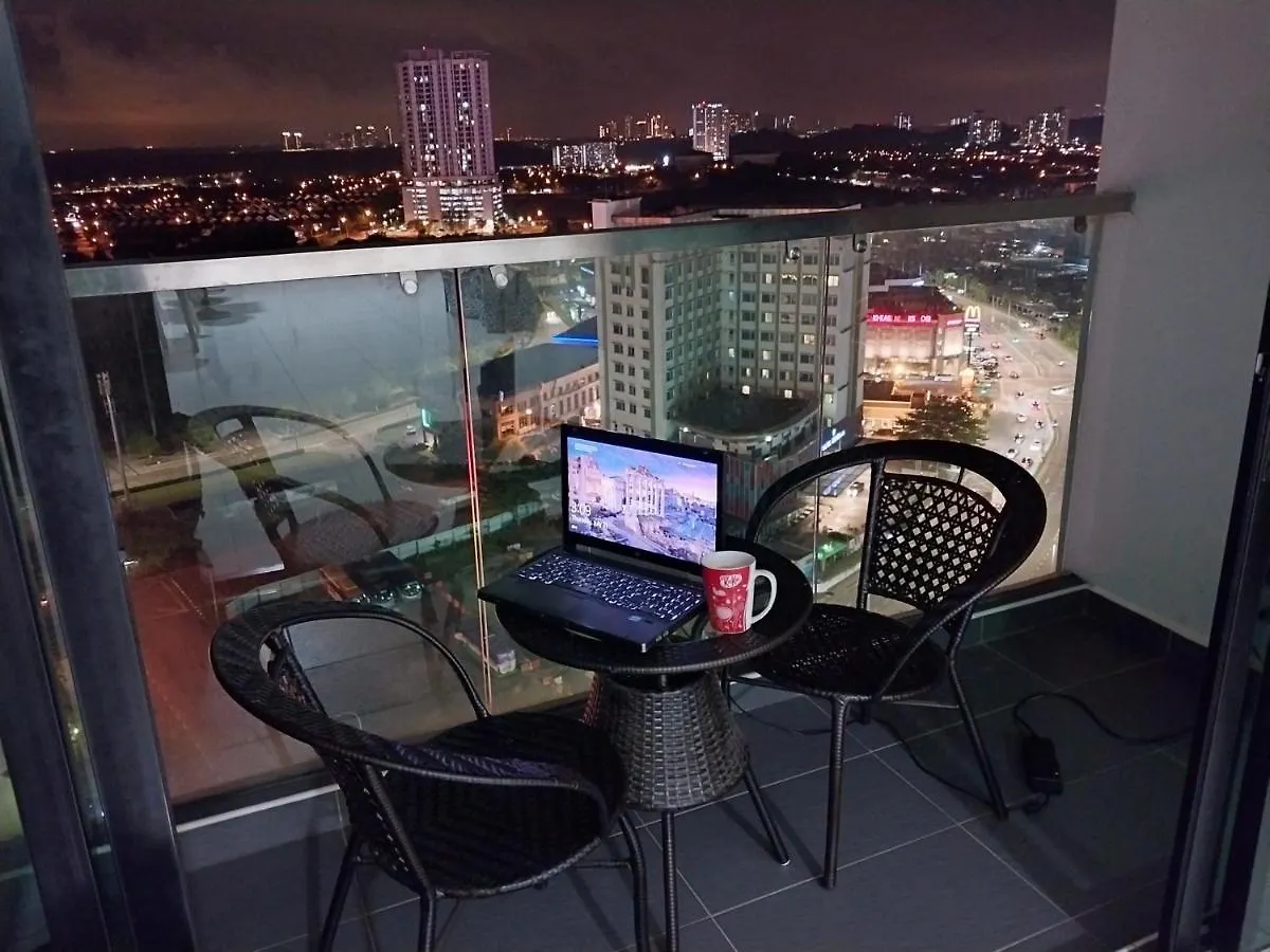 Yemala Suites At Skyloft - Johor Johor Bahru 4*,